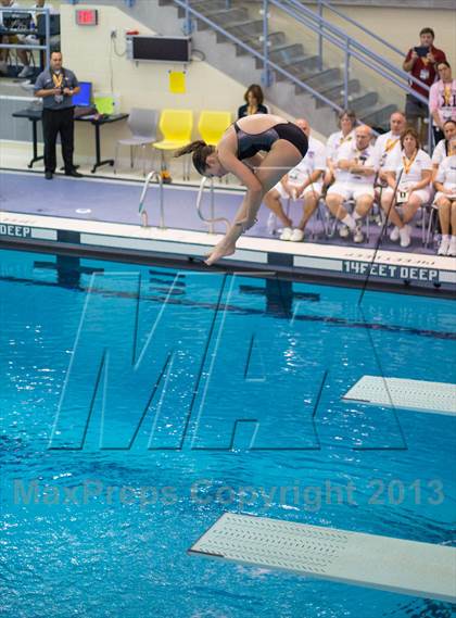 Thumbnail 2 in NYSPHSAA Girls Diving Final photogallery.