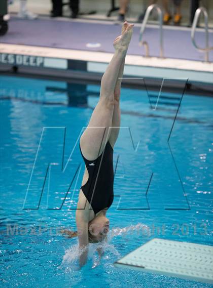 Thumbnail 3 in NYSPHSAA Girls Diving Final photogallery.