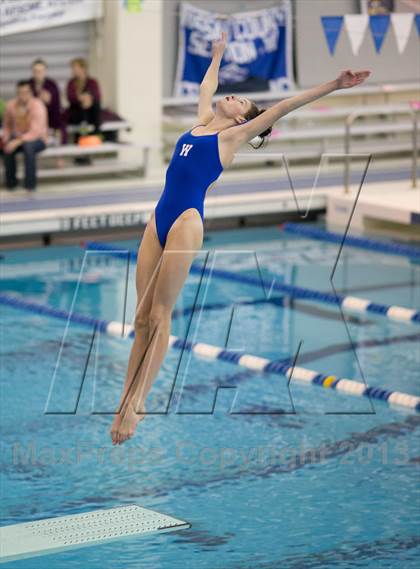 Thumbnail 3 in NYSPHSAA Girls Diving Final photogallery.