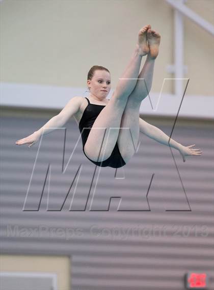 Thumbnail 3 in NYSPHSAA Girls Diving Final photogallery.