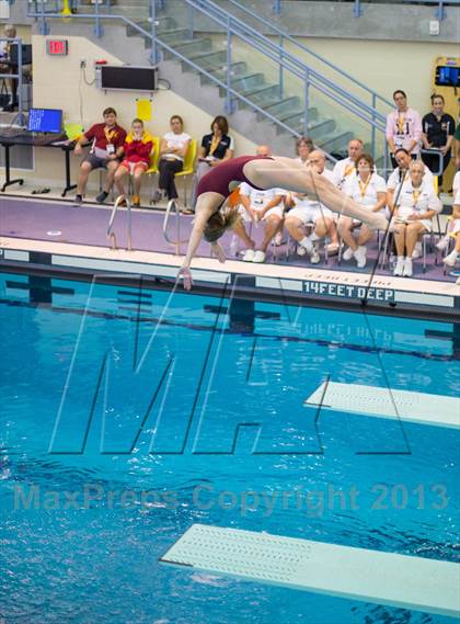 Thumbnail 2 in NYSPHSAA Girls Diving Final photogallery.