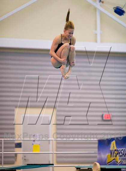 Thumbnail 2 in NYSPHSAA Girls Diving Final photogallery.