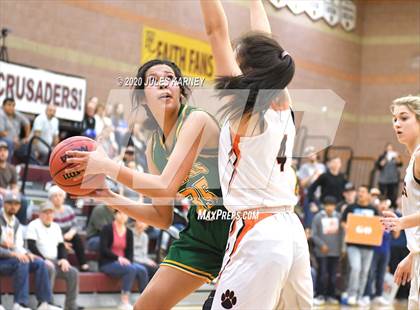 Thumbnail 3 in Eureka vs Wells (NIAA 1A Southern/Eastern Final) photogallery.