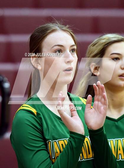 Thumbnail 1 in Eureka vs Wells (NIAA 1A Southern/Eastern Final) photogallery.