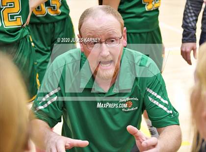 Thumbnail 1 in Eureka vs Wells (NIAA 1A Southern/Eastern Final) photogallery.