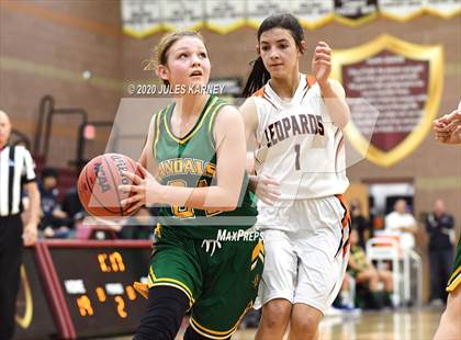 Thumbnail 2 in Eureka vs Wells (NIAA 1A Southern/Eastern Final) photogallery.