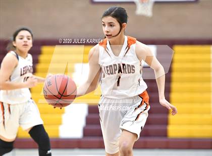 Thumbnail 2 in Eureka vs Wells (NIAA 1A Southern/Eastern Final) photogallery.