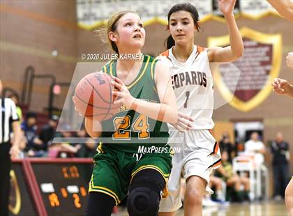 Thumbnail 3 in Eureka vs Wells (NIAA 1A Southern/Eastern Final) photogallery.