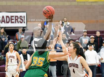 Thumbnail 1 in Eureka vs Wells (NIAA 1A Southern/Eastern Final) photogallery.