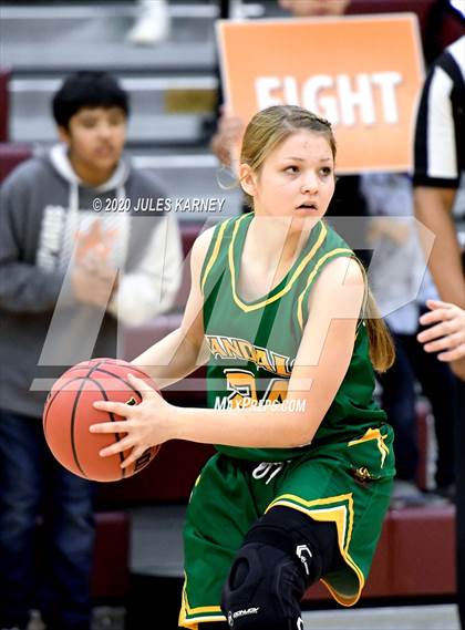 Thumbnail 3 in Eureka vs Wells (NIAA 1A Southern/Eastern Final) photogallery.