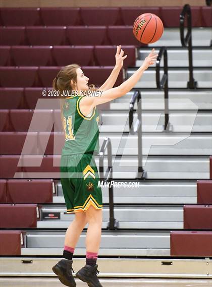 Thumbnail 3 in Eureka vs Wells (NIAA 1A Southern/Eastern Final) photogallery.