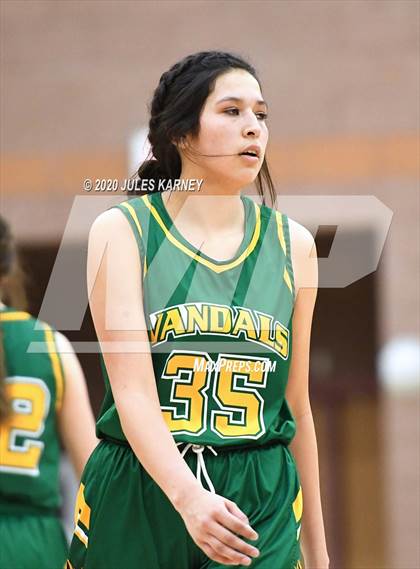 Thumbnail 1 in Eureka vs Wells (NIAA 1A Southern/Eastern Final) photogallery.