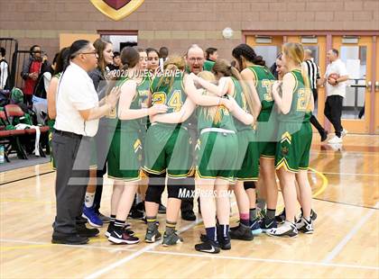 Thumbnail 1 in Eureka vs Wells (NIAA 1A Southern/Eastern Final) photogallery.