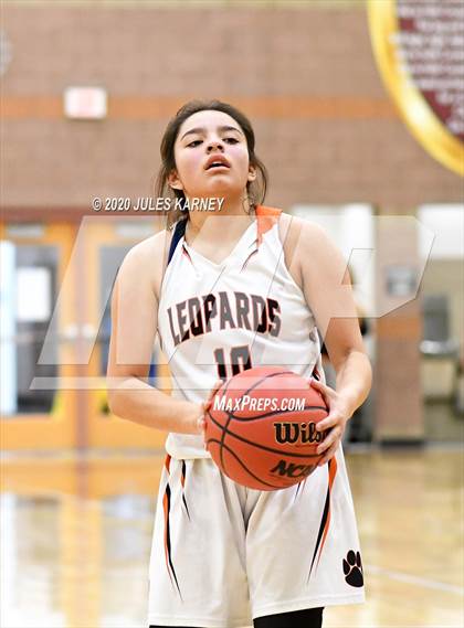 Thumbnail 2 in Eureka vs Wells (NIAA 1A Southern/Eastern Final) photogallery.