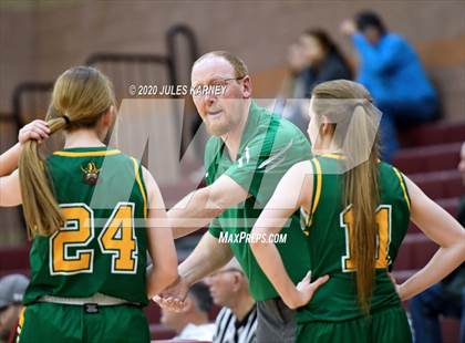 Thumbnail 3 in Eureka vs Wells (NIAA 1A Southern/Eastern Final) photogallery.