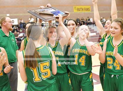Thumbnail 1 in Eureka vs Wells (NIAA 1A Southern/Eastern Final) photogallery.