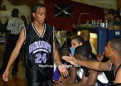 Thumbnail 1 in Sacramento vs. Menlo-Atherton (Gridley Invit.) photogallery.