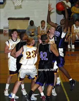 Thumbnail 1 in Sacramento vs. Menlo-Atherton (Gridley Invit.) photogallery.