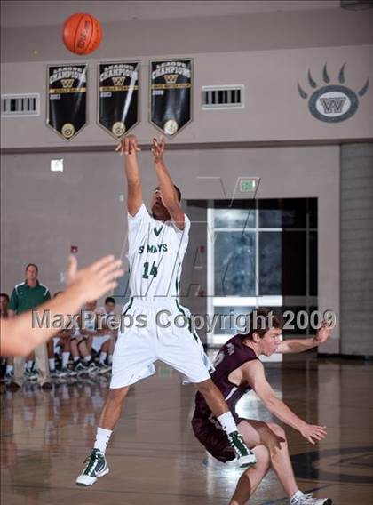 Thumbnail 3 in Lake Cowichan (British Columbia) vs St. Mary's (MaxPreps Holiday Classic) photogallery.