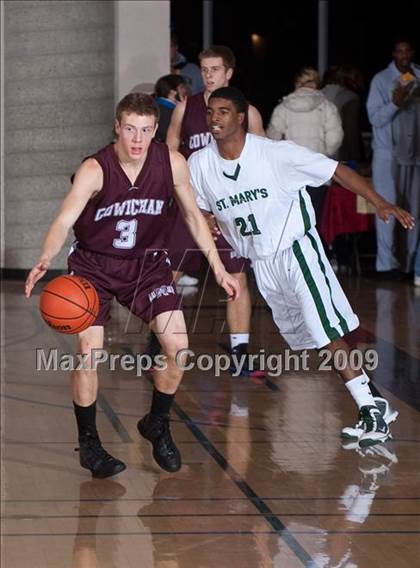 Thumbnail 2 in Lake Cowichan (British Columbia) vs St. Mary's (MaxPreps Holiday Classic) photogallery.