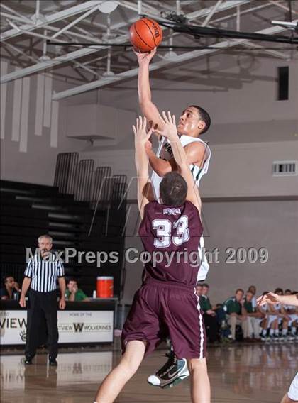 Thumbnail 2 in Lake Cowichan (British Columbia) vs St. Mary's (MaxPreps Holiday Classic) photogallery.