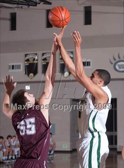Thumbnail 1 in Lake Cowichan (British Columbia) vs St. Mary's (MaxPreps Holiday Classic) photogallery.