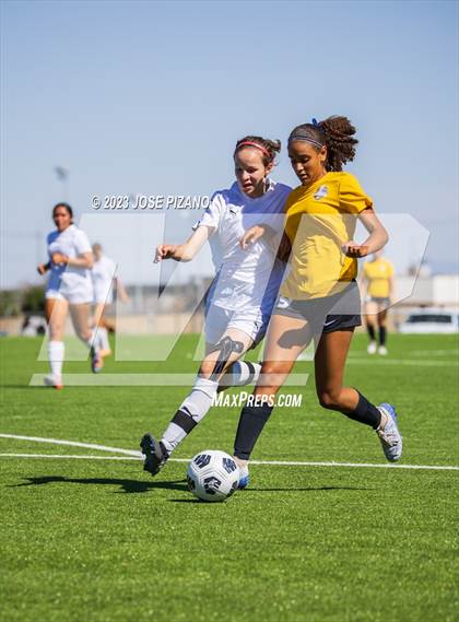 Thumbnail 2 in Valencia @ Alamogordo photogallery.
