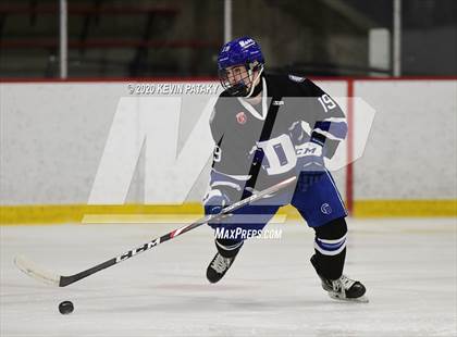 Thumbnail 2 in Darien @ Xavier photogallery.