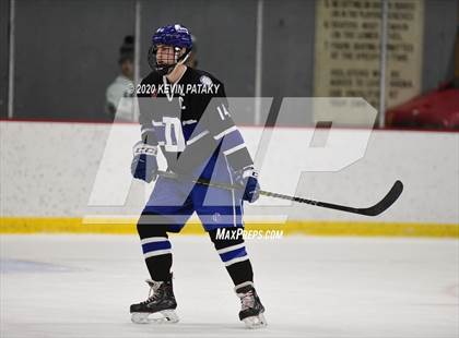Thumbnail 2 in Darien @ Xavier photogallery.