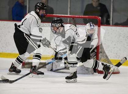 Thumbnail 3 in Darien @ Xavier photogallery.
