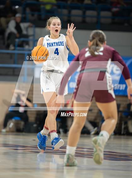 Thumbnail 1 in Mars Hill Bible vs. Lauderdale County (AHSAA 3A Regional First Round) photogallery.