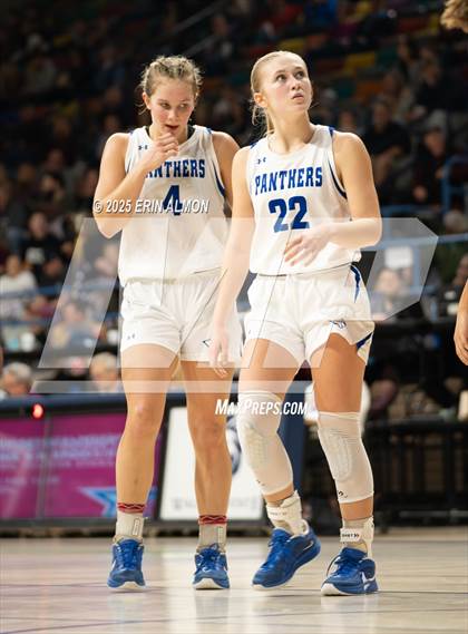 Thumbnail 2 in Mars Hill Bible vs. Lauderdale County (AHSAA 3A Regional First Round) photogallery.