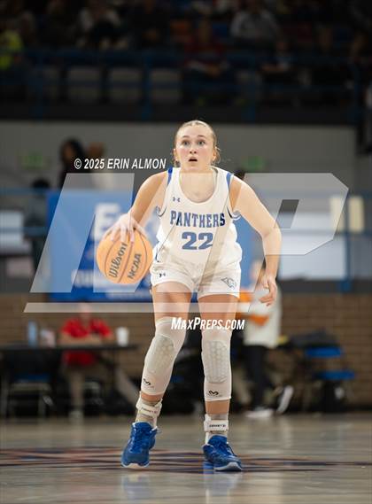Thumbnail 3 in Mars Hill Bible vs. Lauderdale County (AHSAA 3A Regional First Round) photogallery.