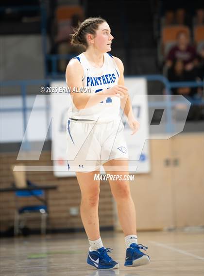 Thumbnail 1 in Mars Hill Bible vs. Lauderdale County (AHSAA 3A Regional First Round) photogallery.