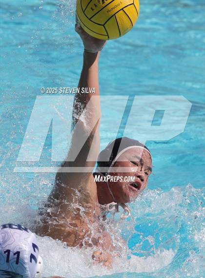 Thumbnail 2 in Del Norte vs. Westview (San Diego Open) photogallery.