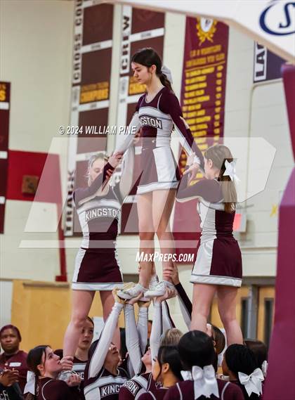Thumbnail 1 in Mount Vernon @ Kingston (NYSPHSAA Regional Final) photogallery.