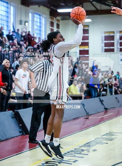 Thumbnail 2 in Mount Vernon @ Kingston (NYSPHSAA Regional Final) photogallery.