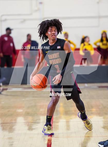 Thumbnail 3 in Mount Vernon @ Kingston (NYSPHSAA Regional Final) photogallery.