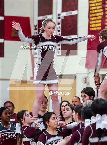 Thumbnail 1 in Mount Vernon @ Kingston (NYSPHSAA Regional Final) photogallery.