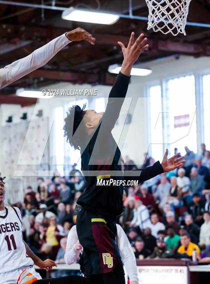 Thumbnail 1 in Mount Vernon @ Kingston (NYSPHSAA Regional Final) photogallery.