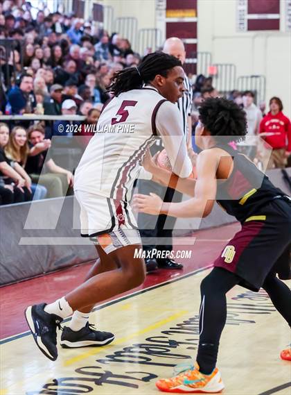 Thumbnail 2 in Mount Vernon @ Kingston (NYSPHSAA Regional Final) photogallery.