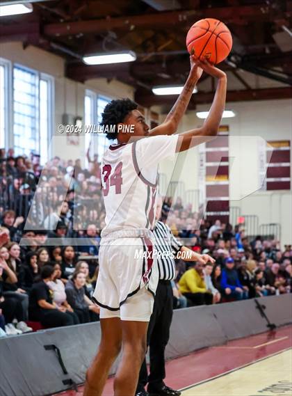 Thumbnail 2 in Mount Vernon @ Kingston (NYSPHSAA Regional Final) photogallery.