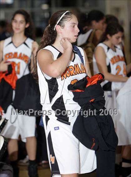 Thumbnail 1 in Crescenta Valley vs. Beverly Hills (Burroughs Tournament) photogallery.