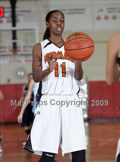 Thumbnail 1 in Crescenta Valley vs. Beverly Hills (Burroughs Tournament) photogallery.