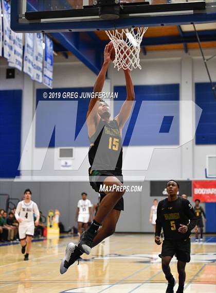 Thumbnail 1 in Vanden vs. Stuart Hall (Crush in the Valley, The Grind Sessions) photogallery.