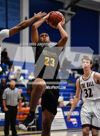 Thumbnail 1 in Vanden vs. Stuart Hall (Crush in the Valley, The Grind Sessions) photogallery.