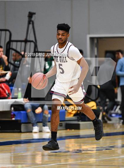 Thumbnail 3 in Vanden vs. Stuart Hall (Crush in the Valley, The Grind Sessions) photogallery.