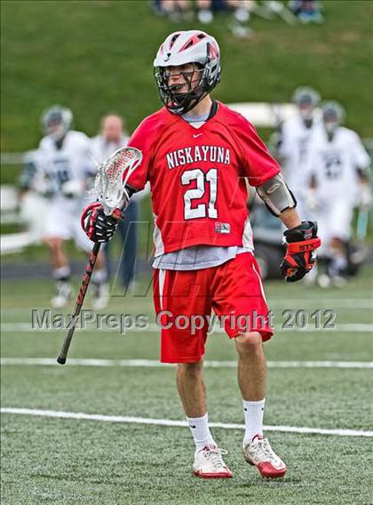 Thumbnail 1 in Niskayuna @ Duxbury photogallery.