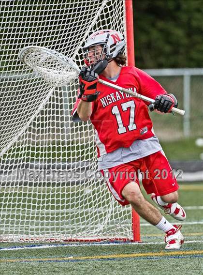 Thumbnail 2 in Niskayuna @ Duxbury photogallery.