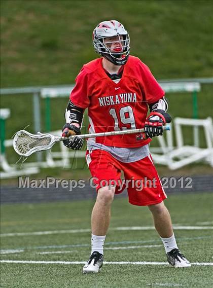 Thumbnail 1 in Niskayuna @ Duxbury photogallery.